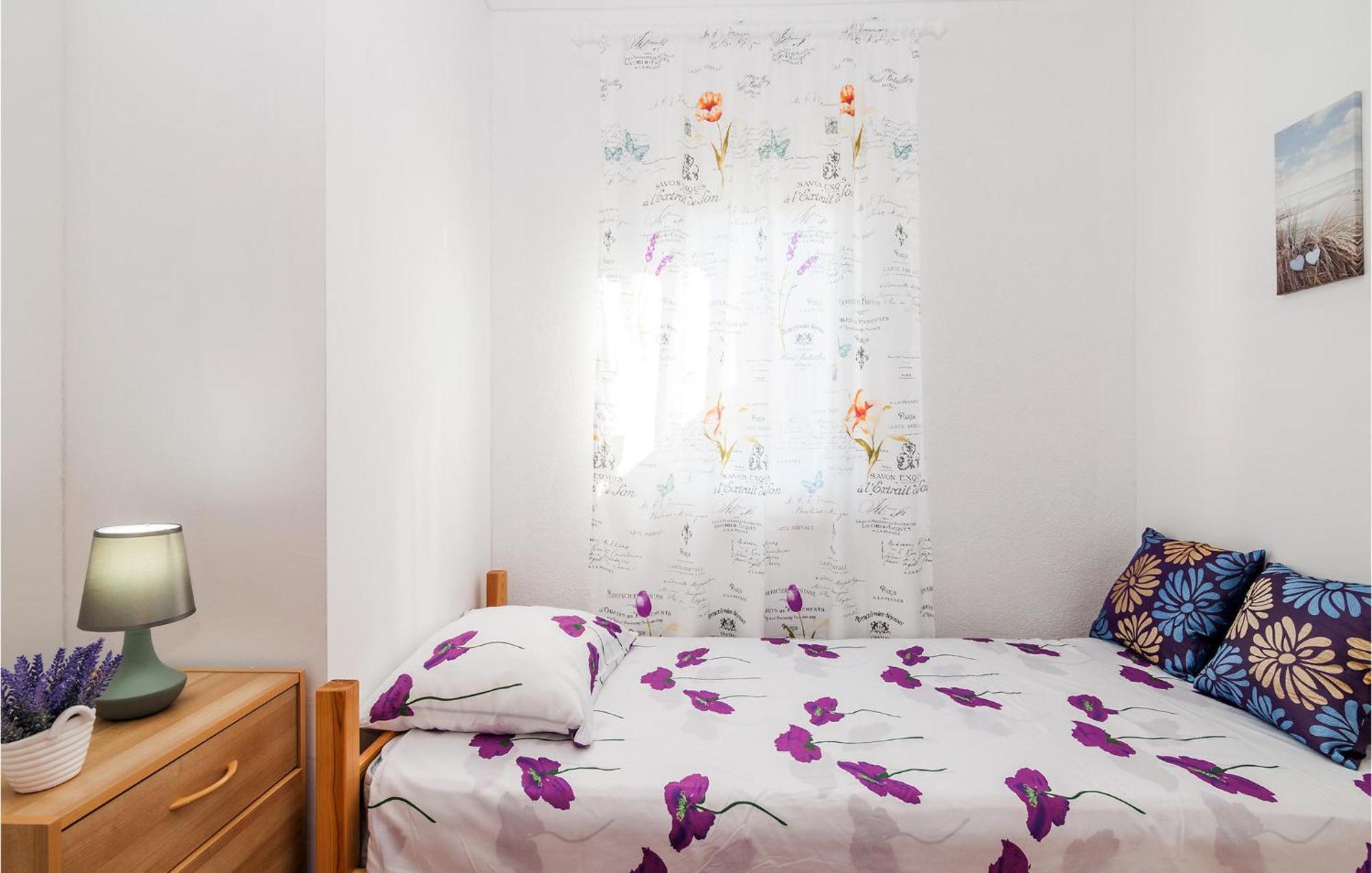 Nice Apartment In Vinjerac With Kitchen Ngoại thất bức ảnh